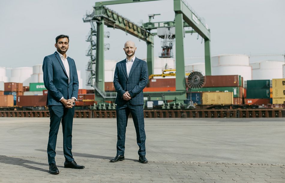 The company Holocene offers an AI-driven software (SaaS) that enables users to improve cross-border supply chain processes. SaaS brings visibility and traceability, and it builds trust between all trade stakeholders.